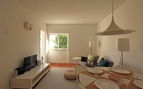 Olivais Design Flat